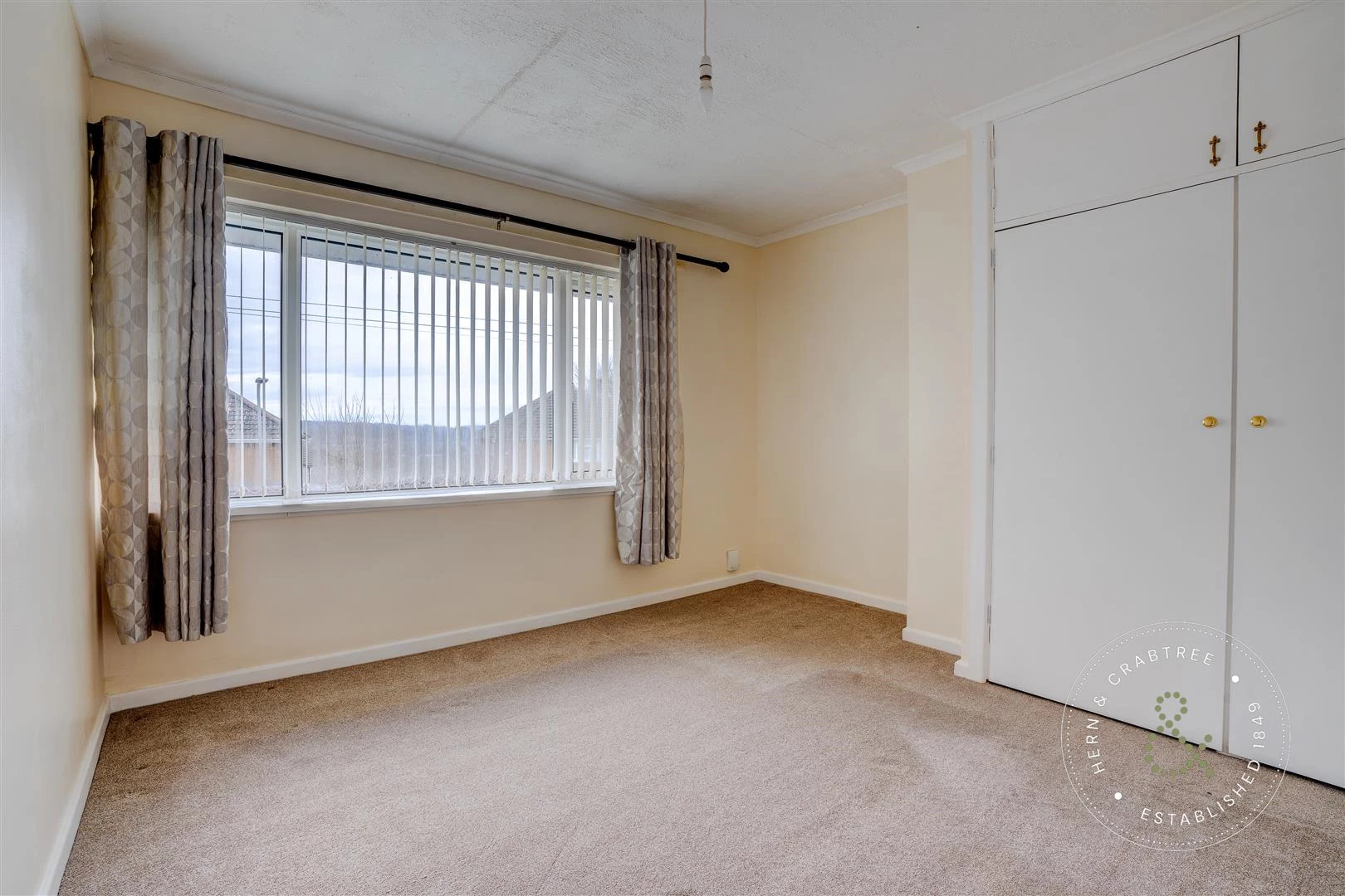 Firs avenue, herncrabtree (18).jpg