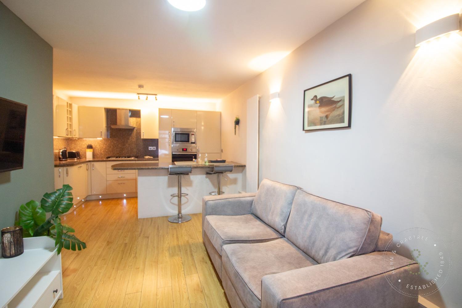 Upper Kincraig Street, Roath, Cardiff CF24 3HB