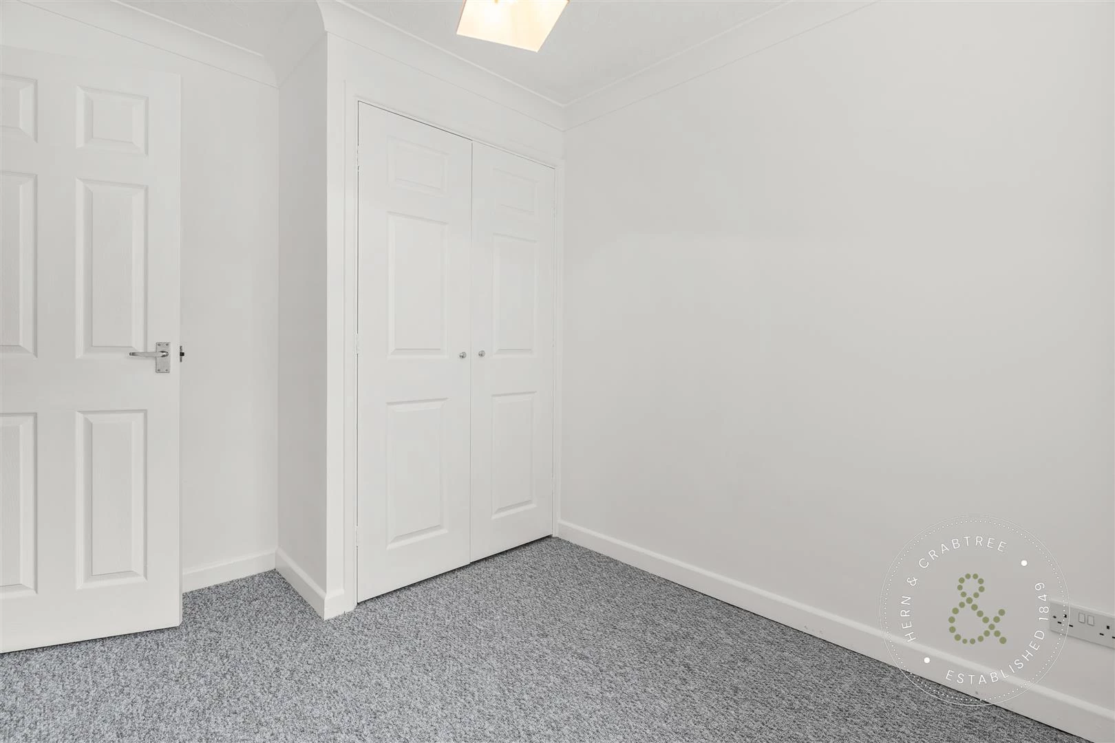 Cardiff Road, Taffs Well (4).jpg