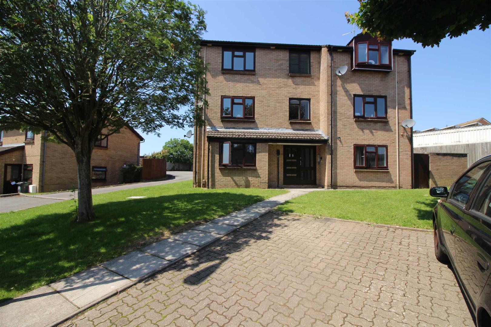 Oxwich Close, Norbury Gardens, Cardiff CF5 3BE