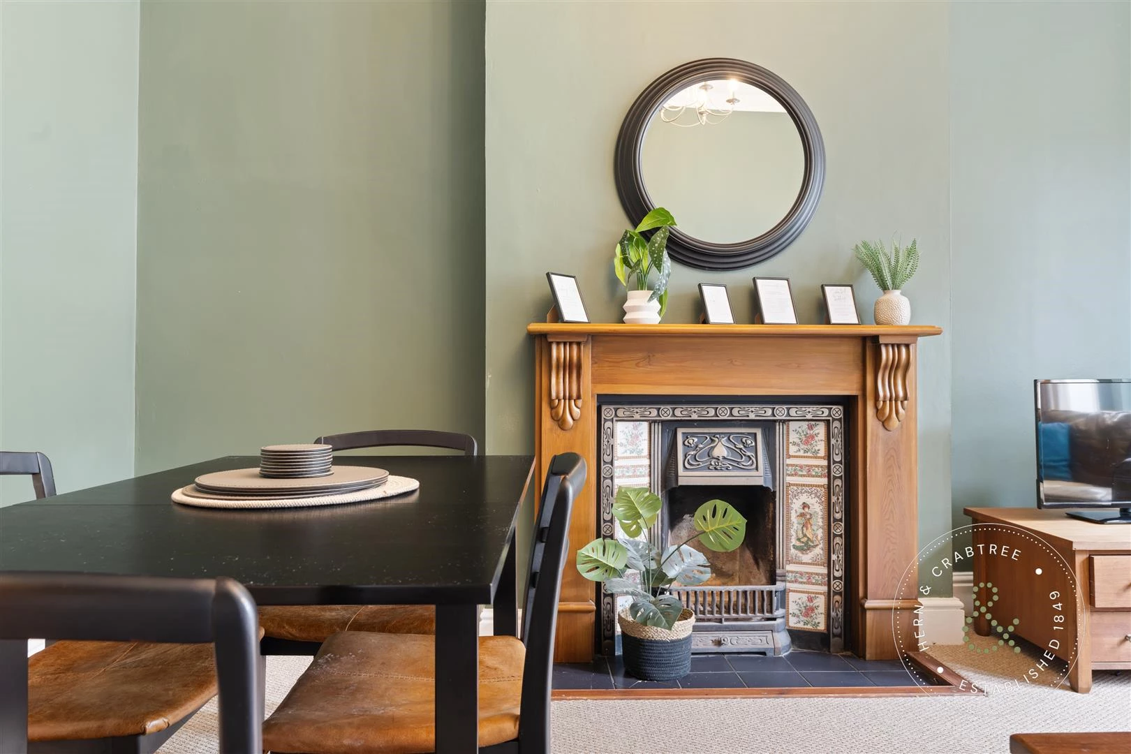 Neville Street, Hern Crabtree (5).jpg