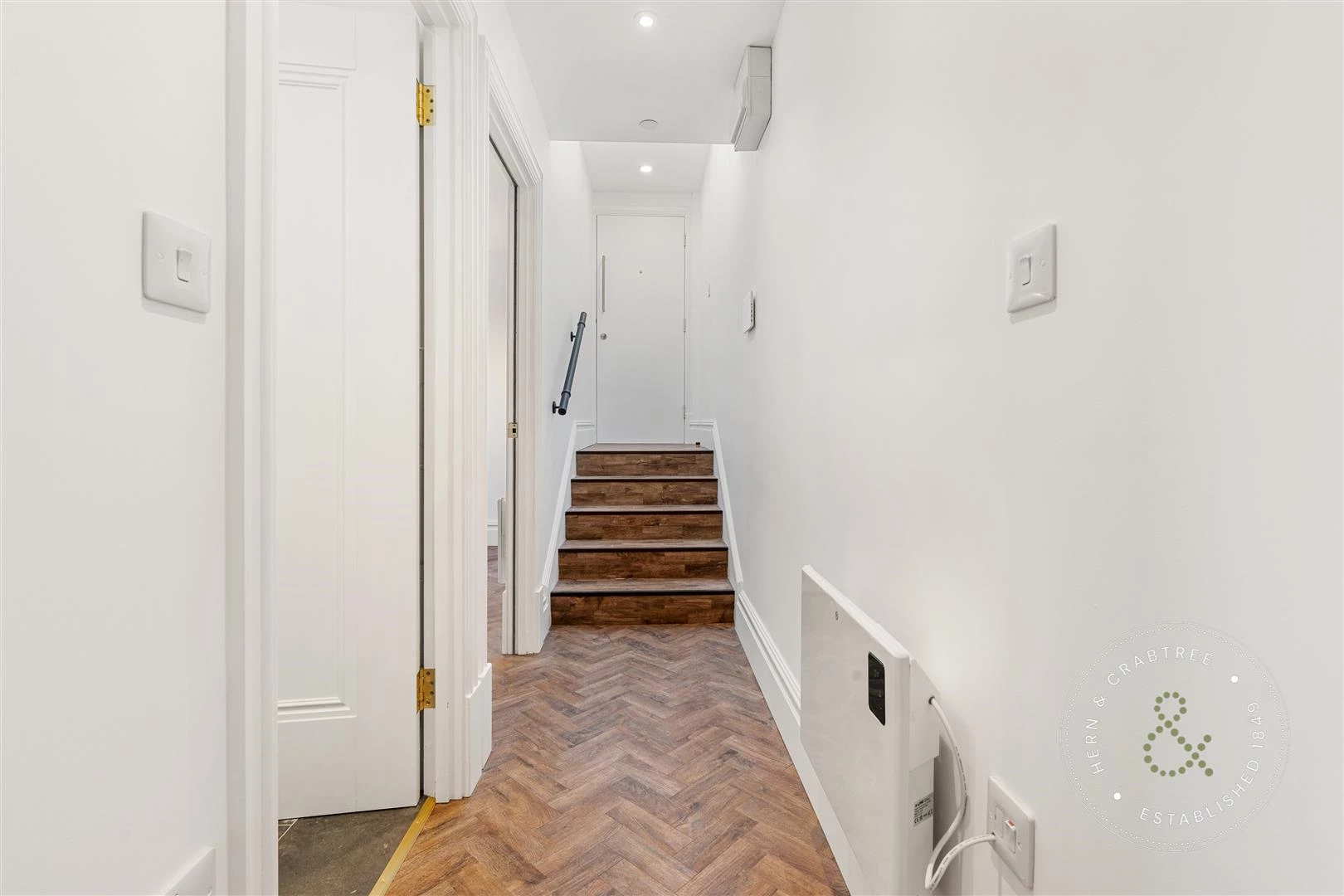 Cathedral Road Aprts, Seven, HernCrabtree (6).jpg