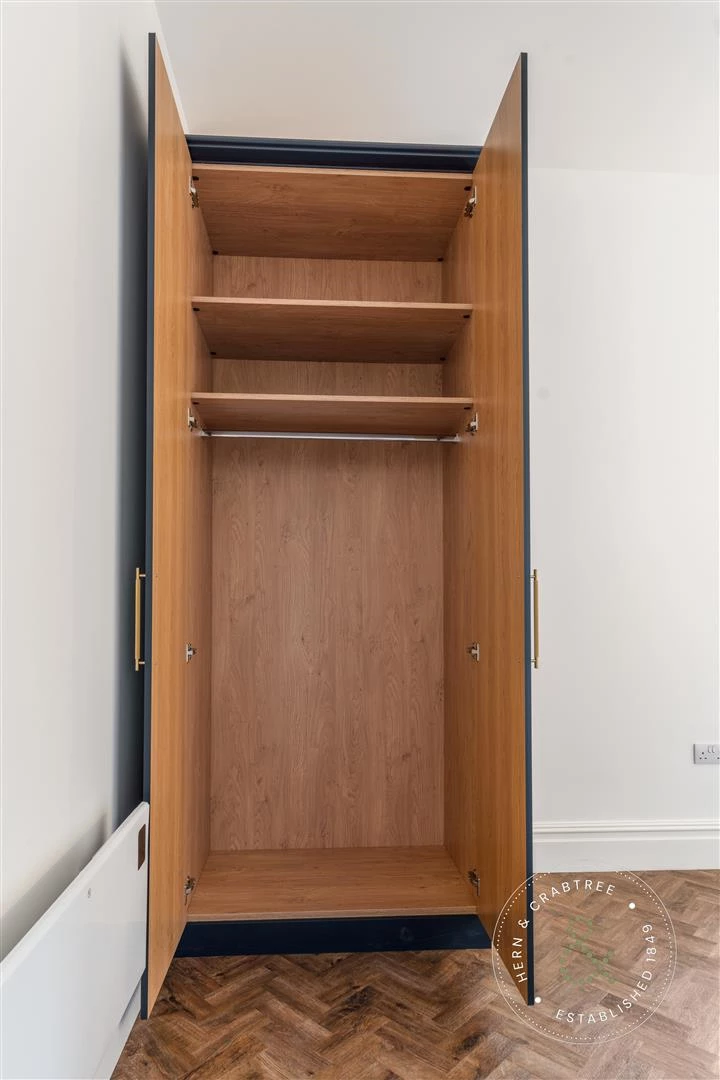 Cathedral Road Details HernCrabtree(7).jpg