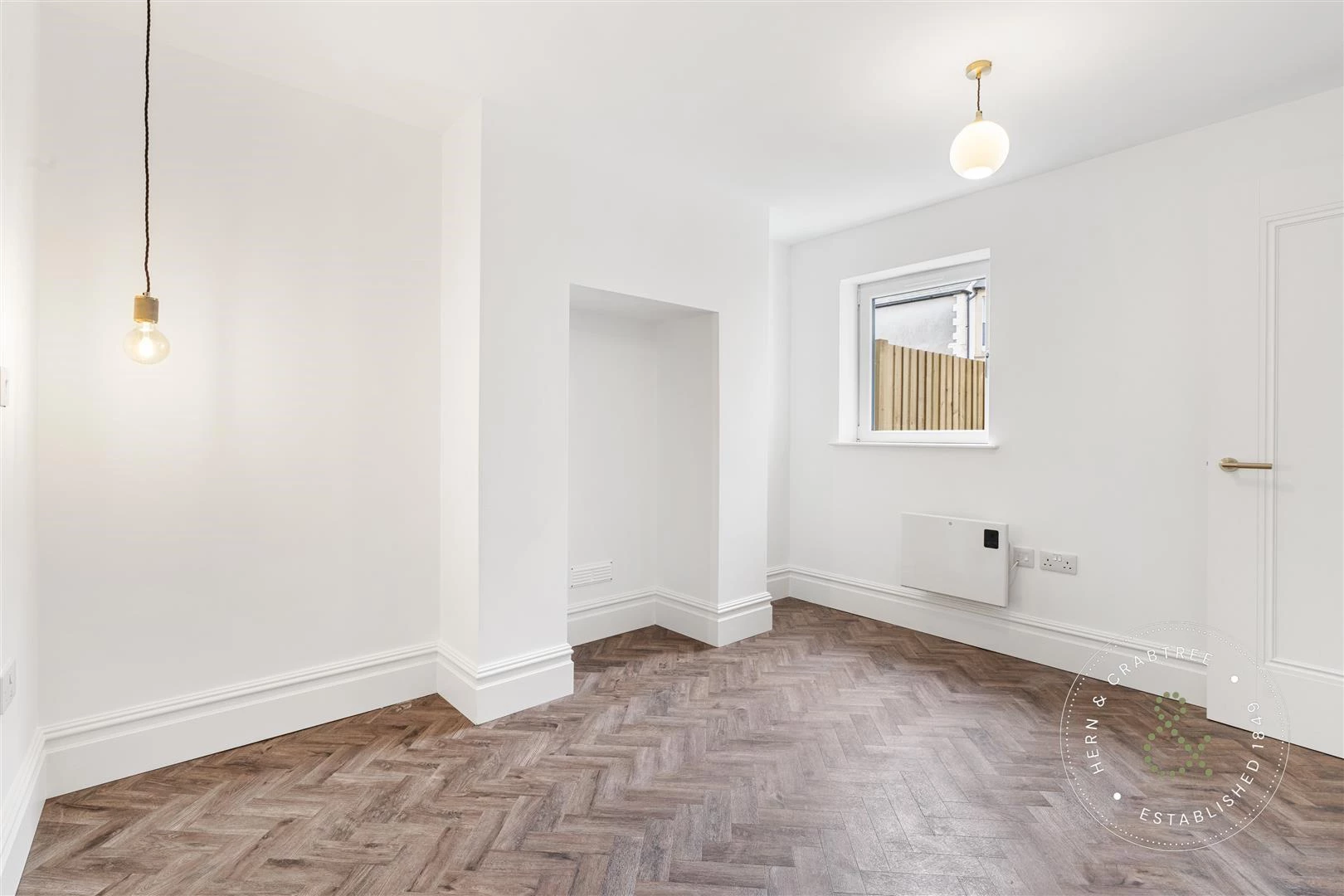 Cathedral Road, Apt 3, HernCrabtree (11).jpg