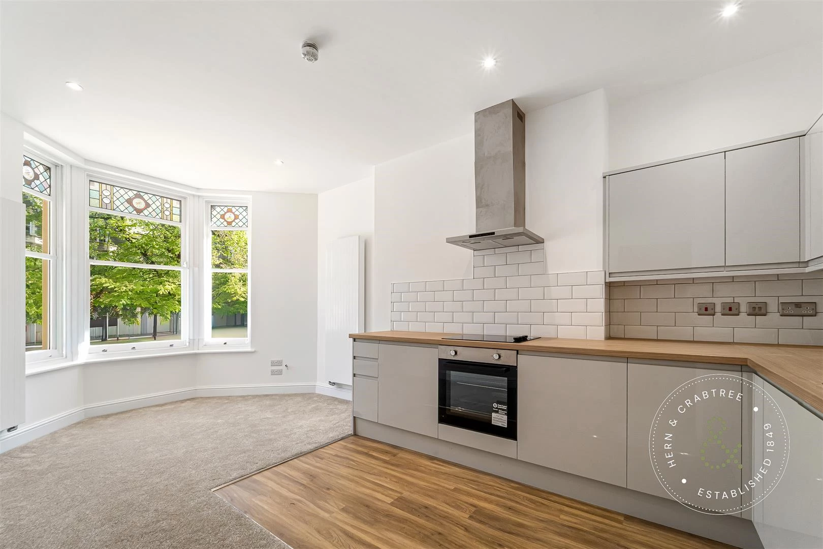 207 Cathedral Rd flat 1 -07-2.jpg