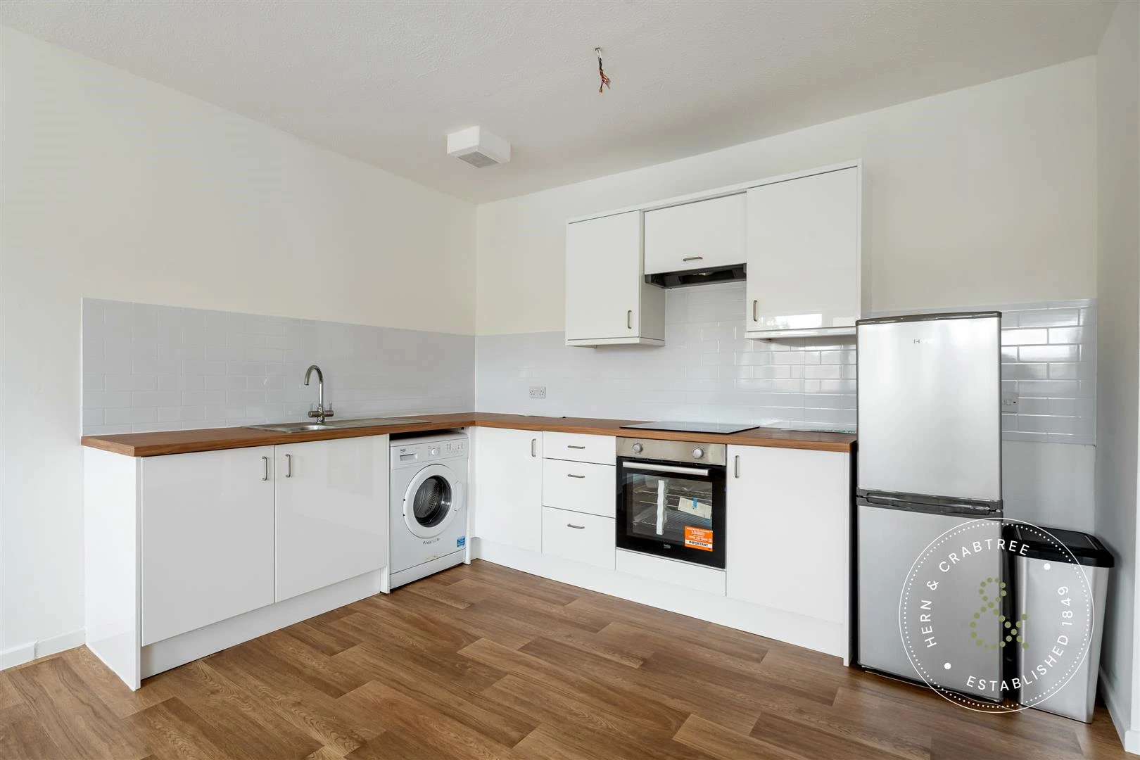 Lounge/Kitchen