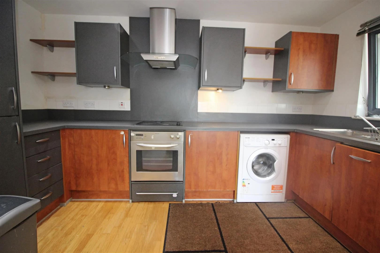 Kitchen.....jpg