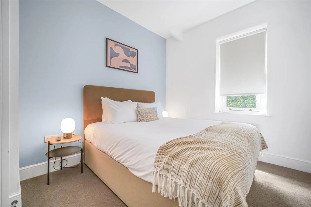Bedroom.jpeg