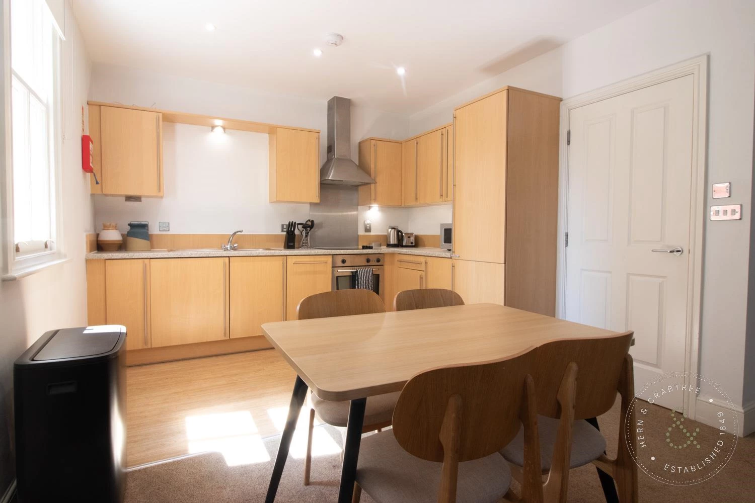 Flat 6, 74-76 Cathedral House-5.jpg