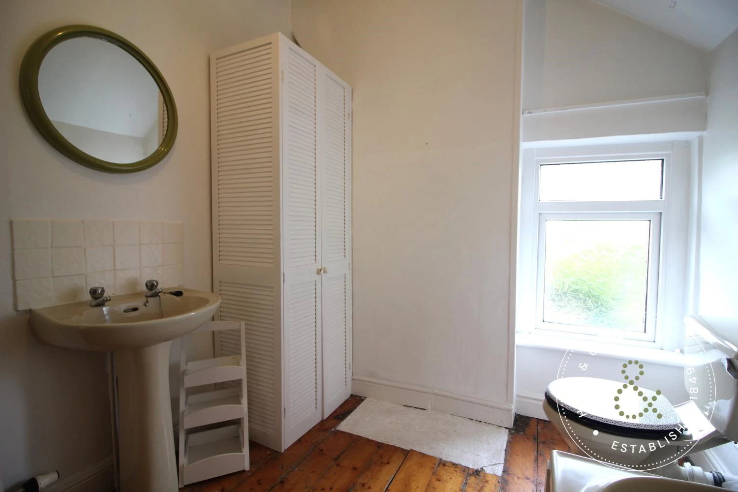 Bathroom (2).png