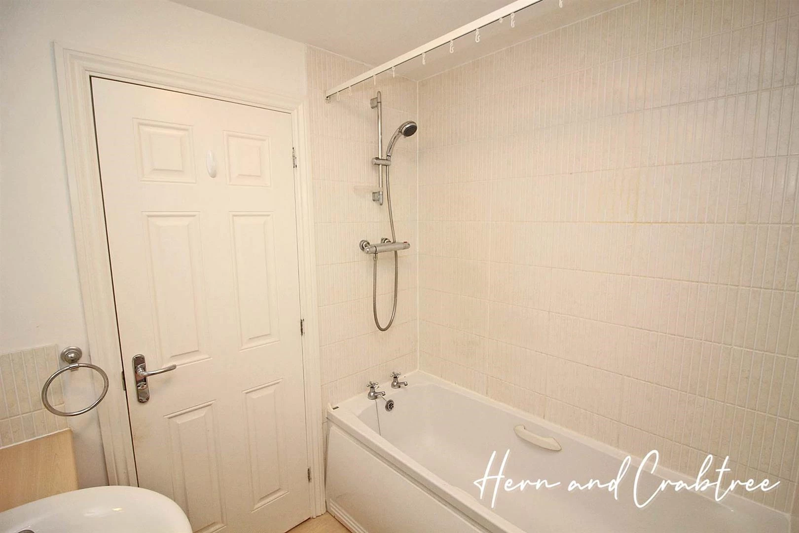 Main bathroom