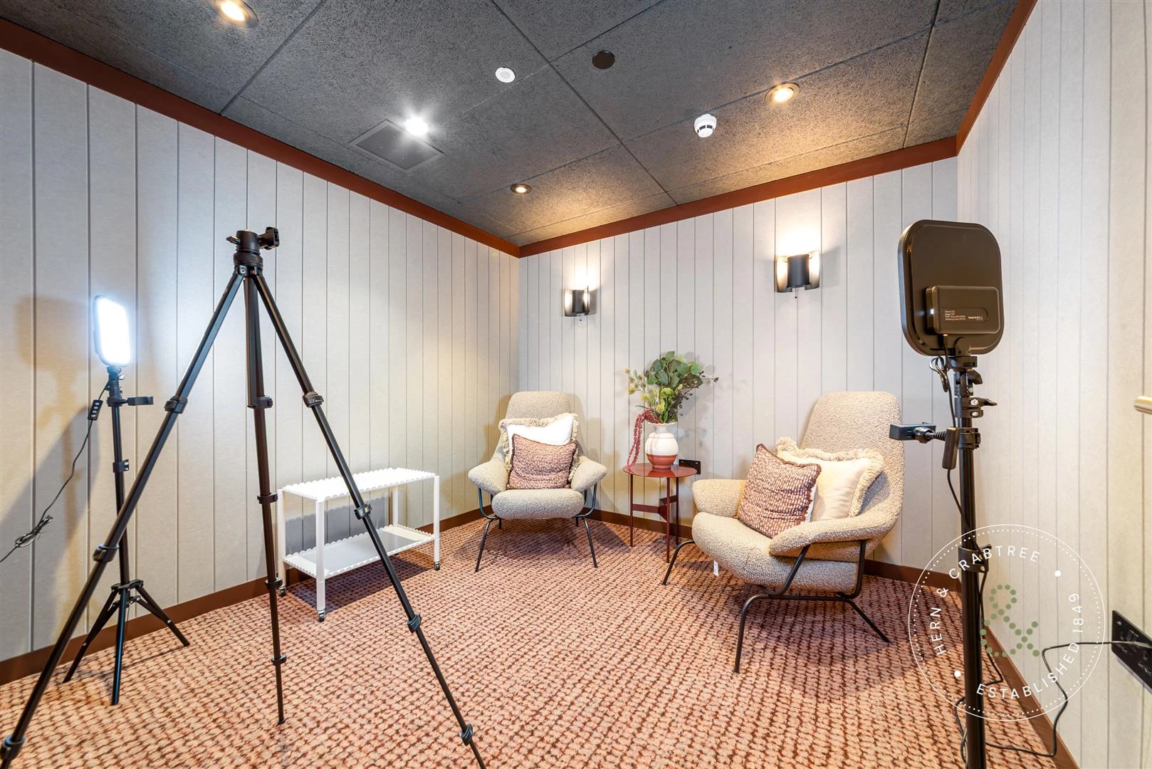Pod Cast Studios