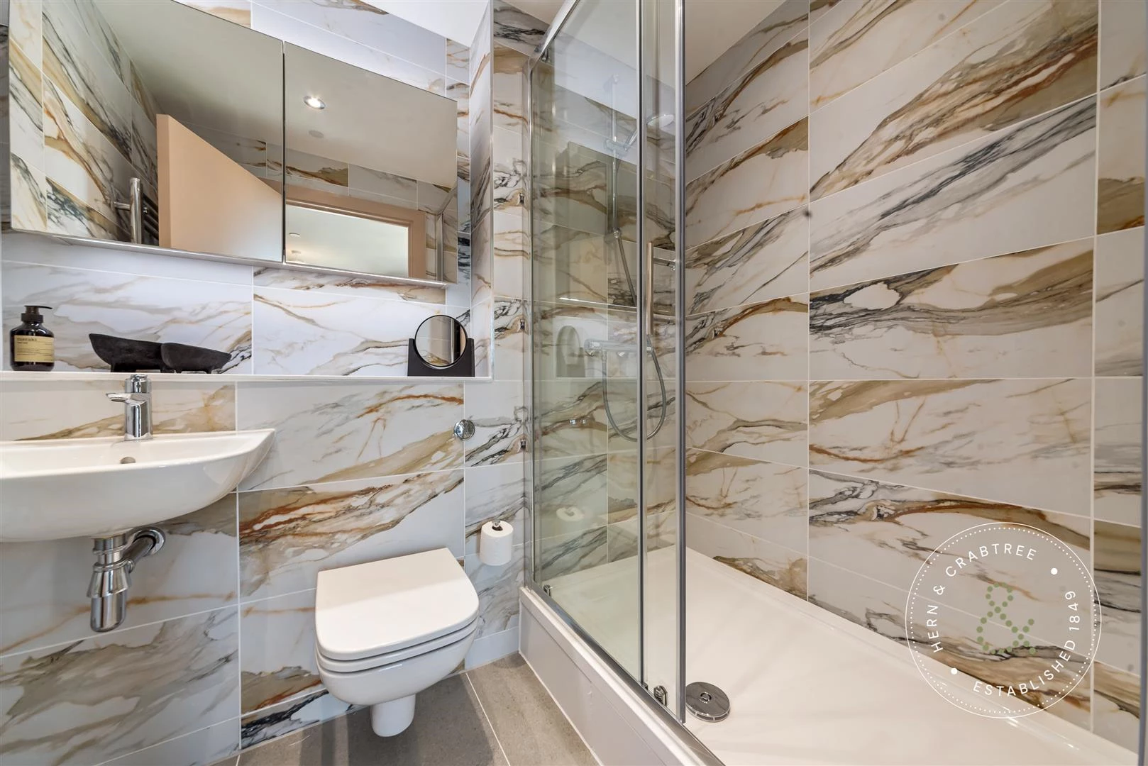 Ensuite