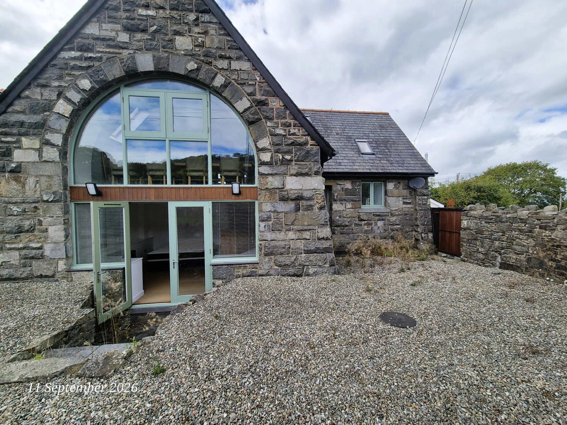 Photo 4
