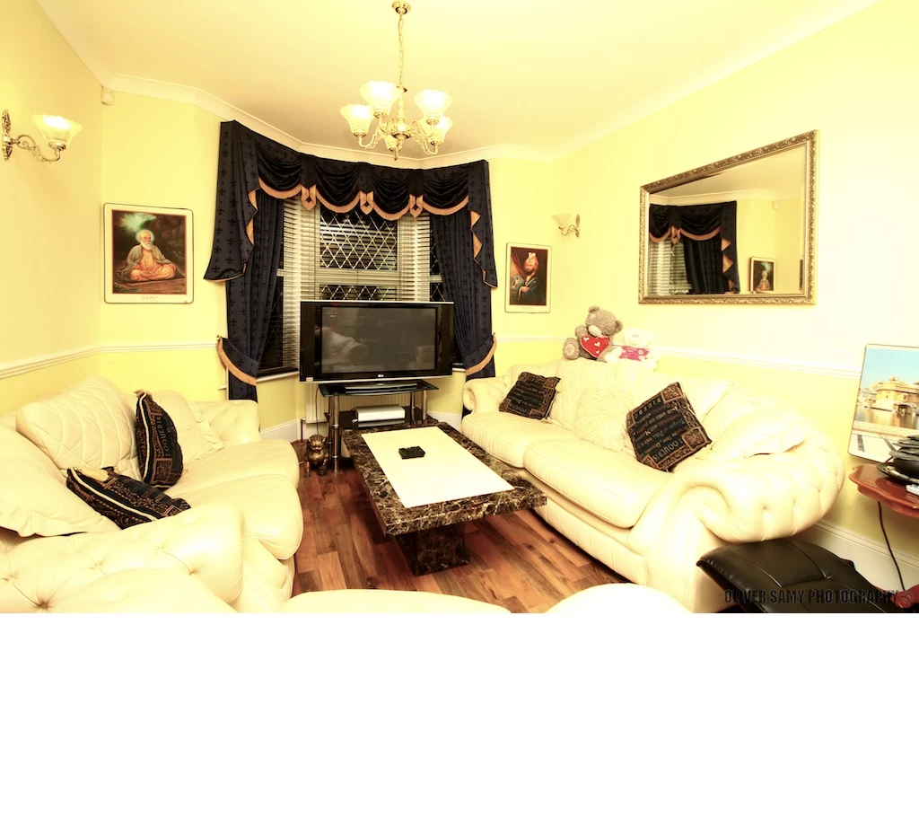 Photo 3