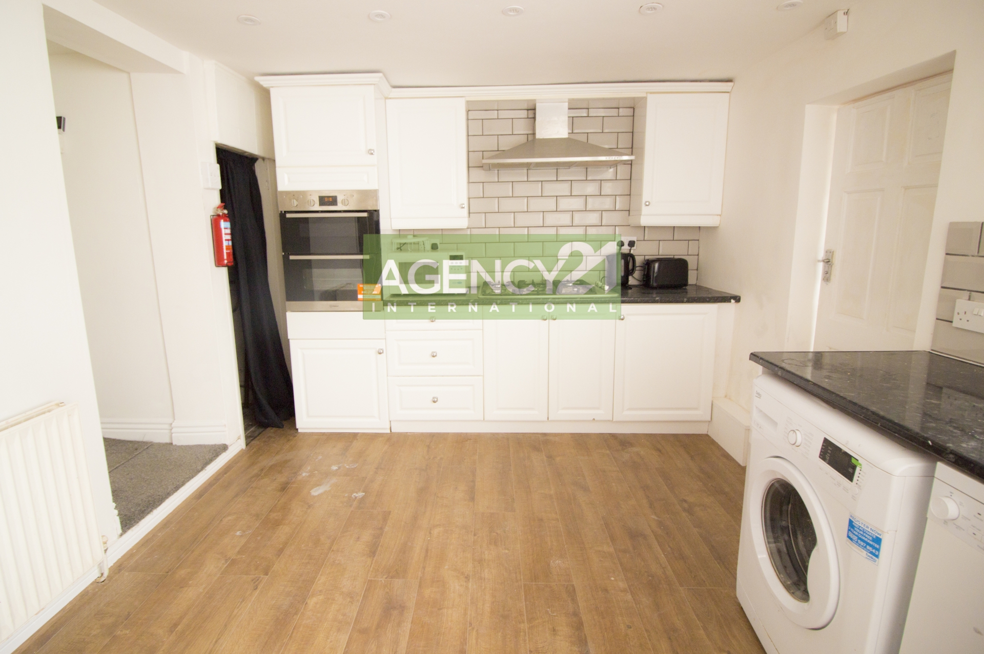 Property For Sale Sheringham Ave, Manor Park, E12 3 Bedroom House