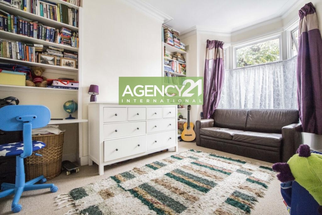 First Avenue Manor Park London E12