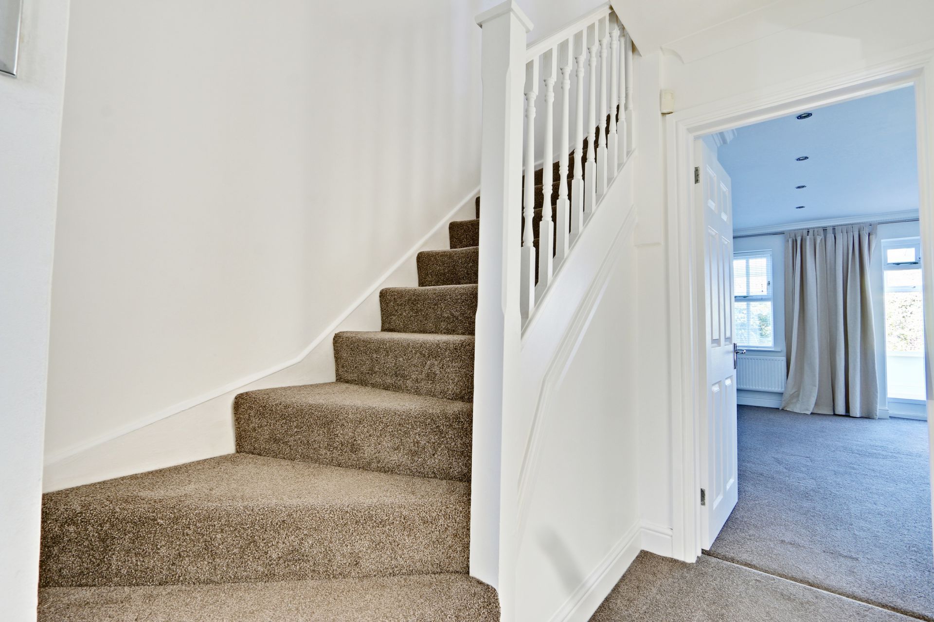 Property To Rent Verwood Drive, Hadley Wood, EN4 3 Bedroom House through Jason Oliver Properties