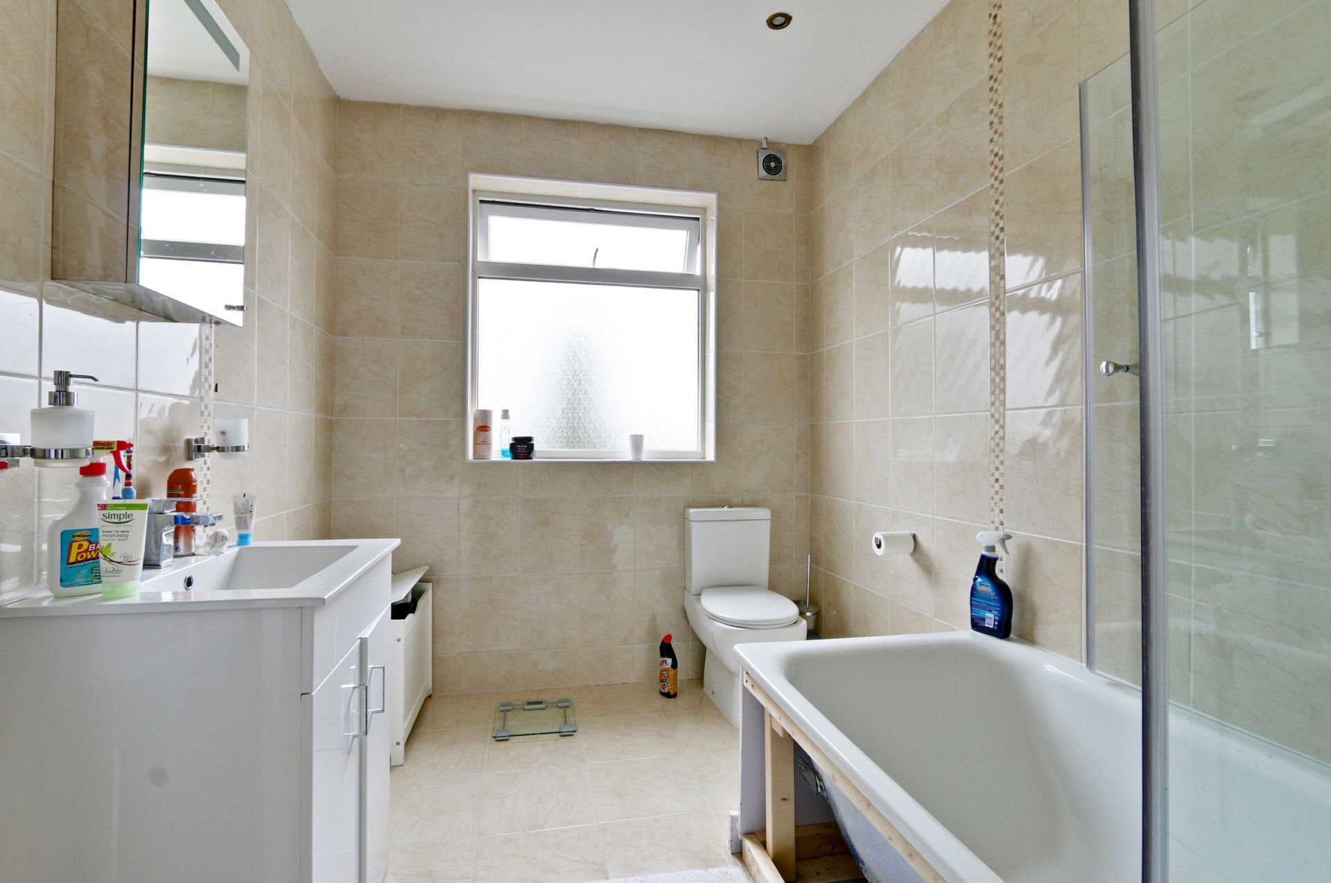 Property To Rent Prince Avenue, Oakwood, N14 3 Bedroom Semi