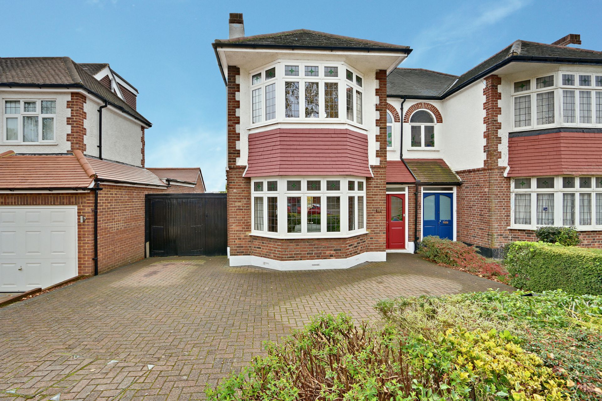 Property For Sale Prince Avenue, Oakwood, N14 3 Bedroom Semi