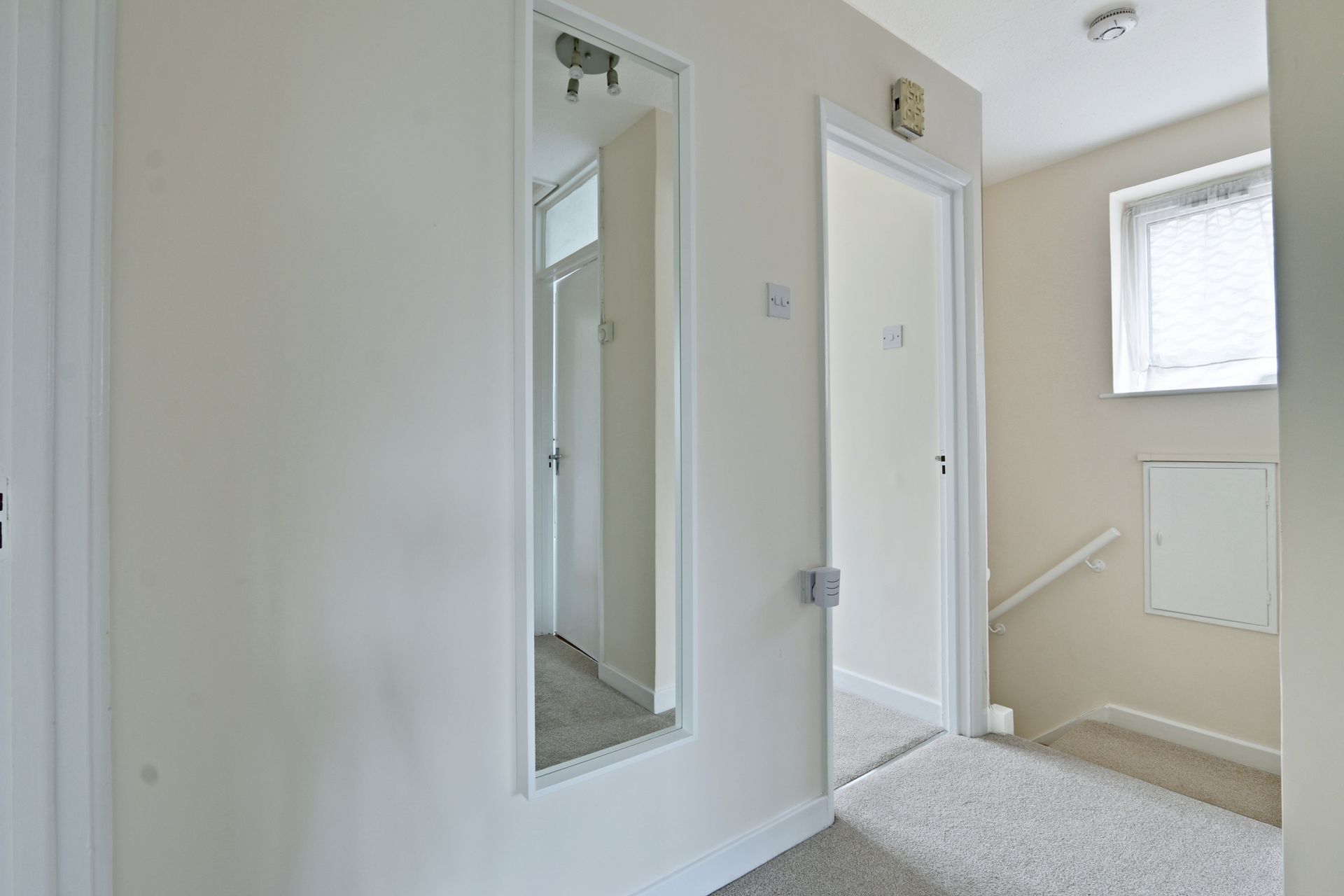 Property To Rent Vernon Crescent, Cockfosters, EN4 2 Bedroom