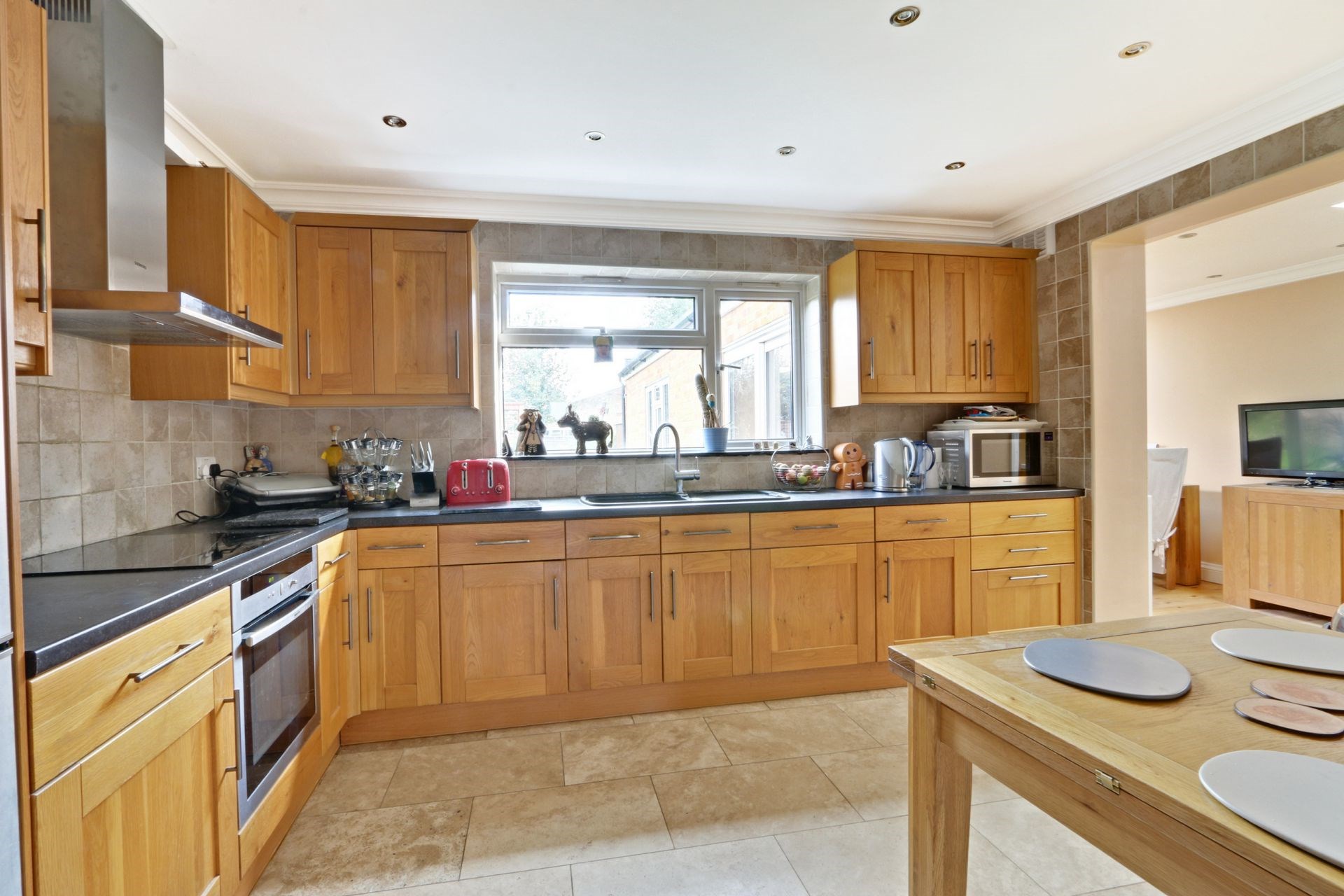 Kitchen / DIner Kitchen / DIner