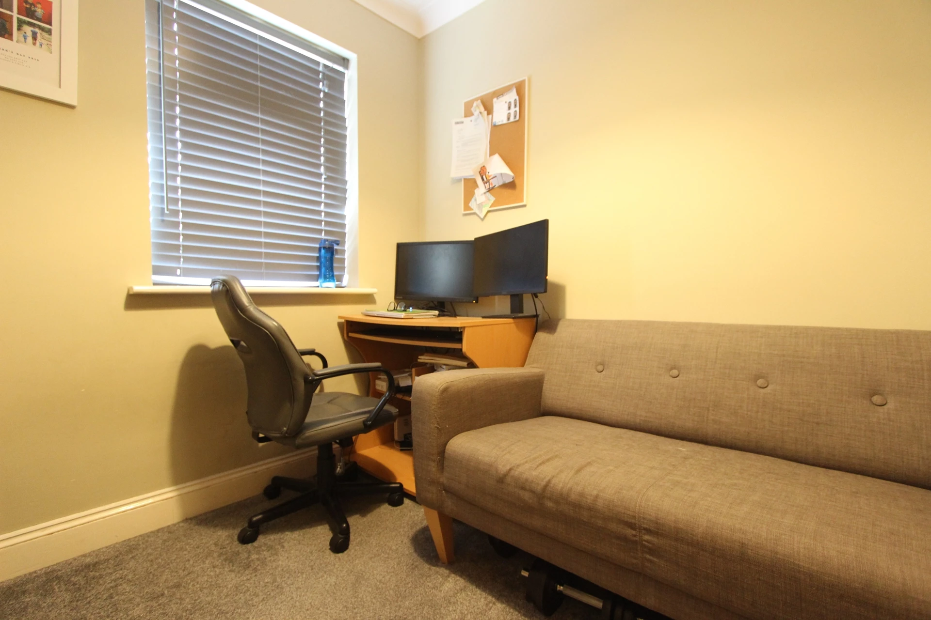 Photo 3