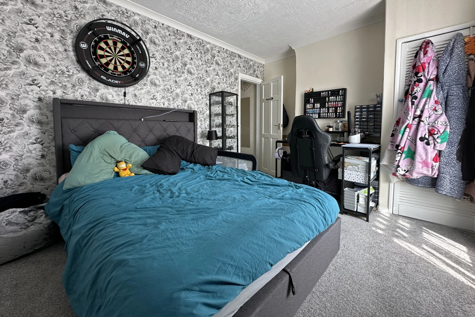 Photo 8