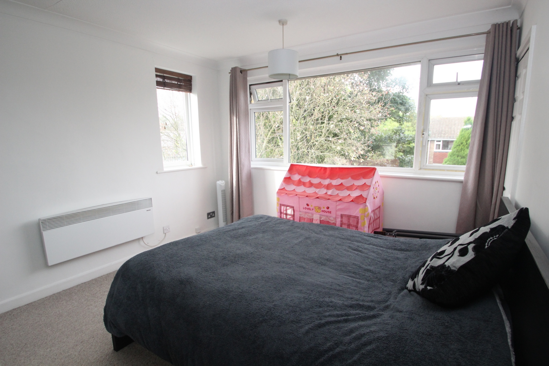 Property For Sale Clareville Road, Orpington, BR5 2 Bedroom