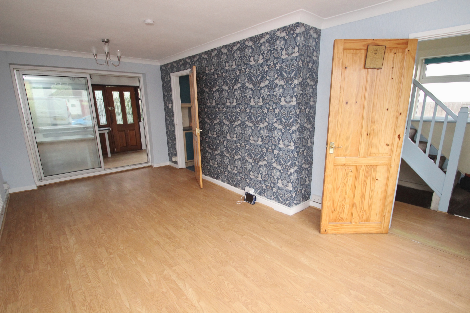 Property For Sale Summerhill Close, Orpington, BR6 2 Bedroom Semi