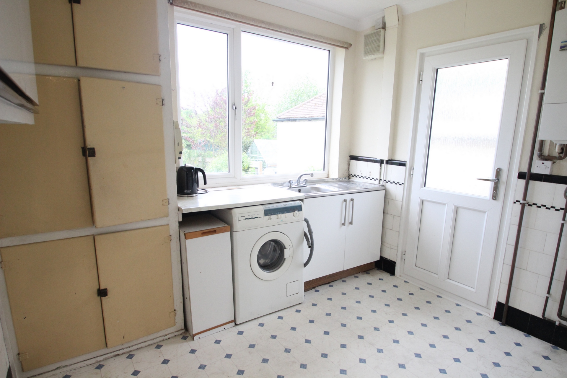 Property For Sale Merton Gardens, Petts Wood, BR5 3 Bedroom Bungalow