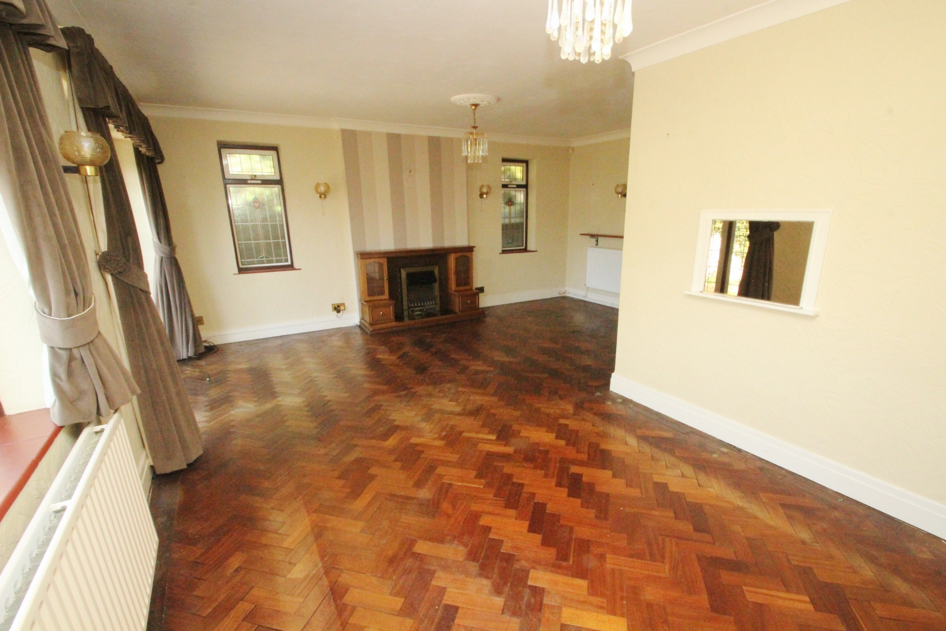 Property For Sale Chelsfield Lane, Orpington, BR6 3 Bedroom Bungalow