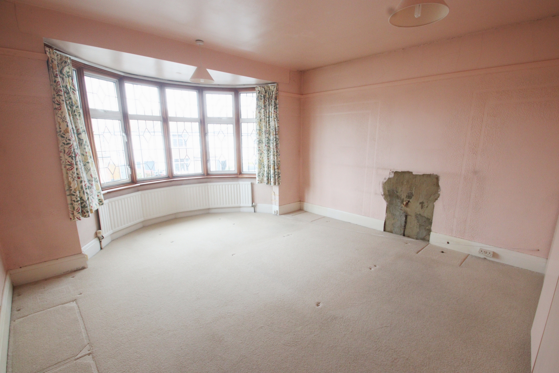 Property For Sale The Ridge, Orpington, BR6 4 Bedroom Detached