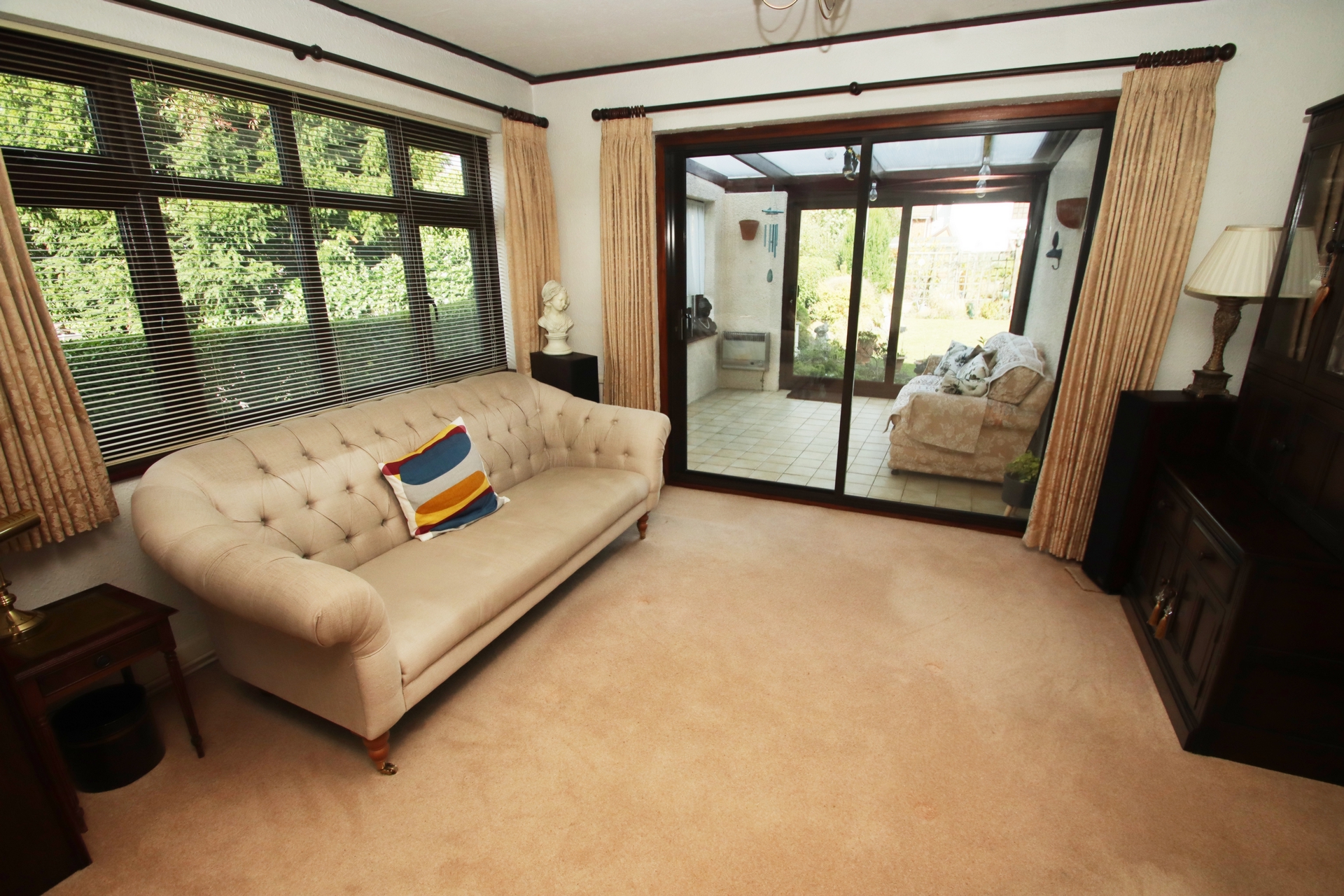 Property For Sale Worlds End Lane, Chelsfield, BR6 4 Bedroom Detached