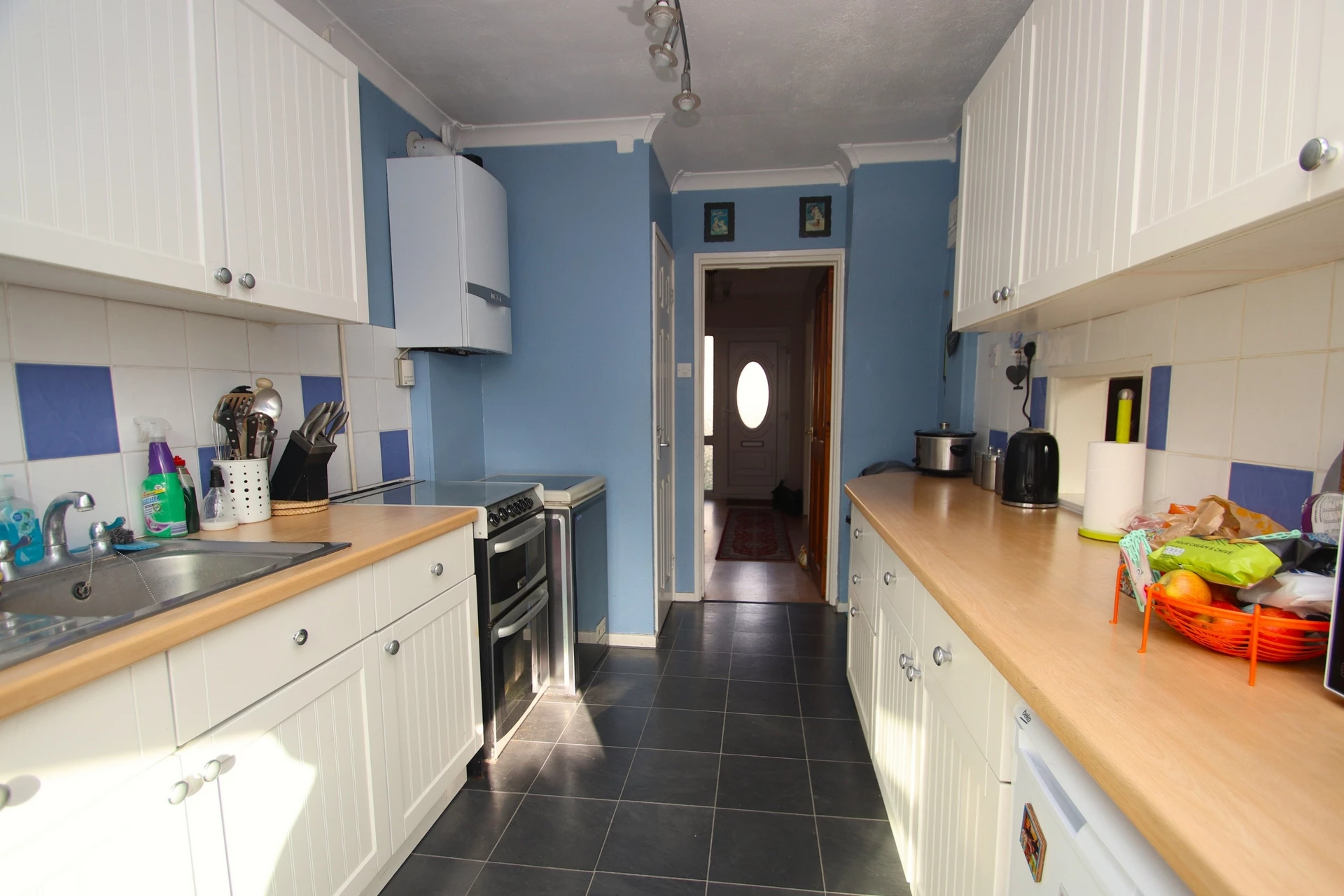 Photo 8