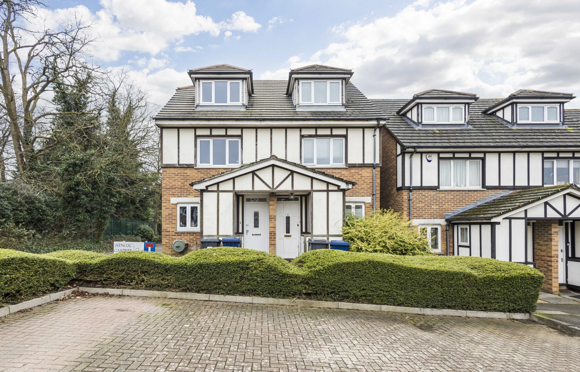 Wenlock Gardens Hendon London NW4