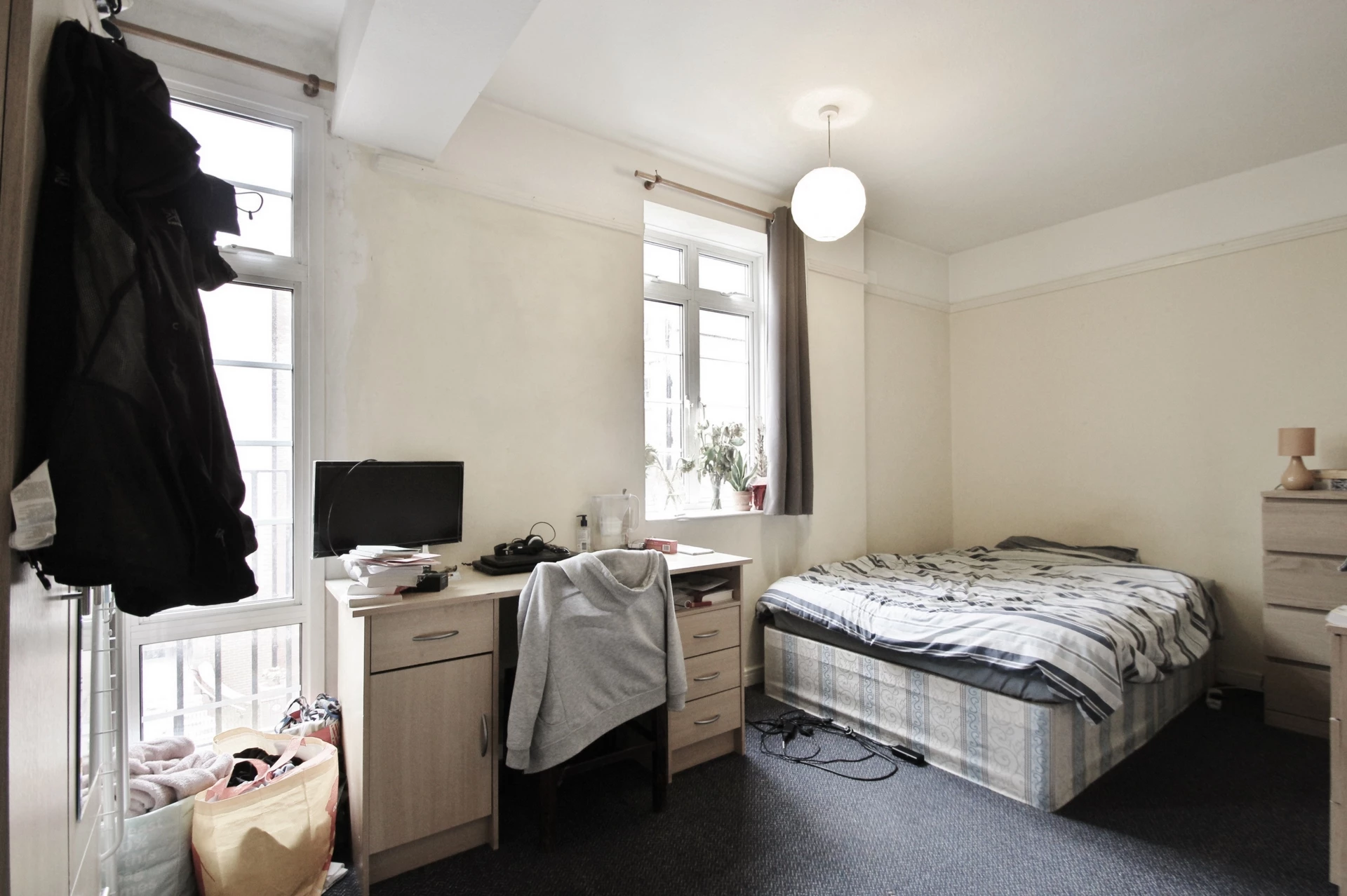 Photo 10