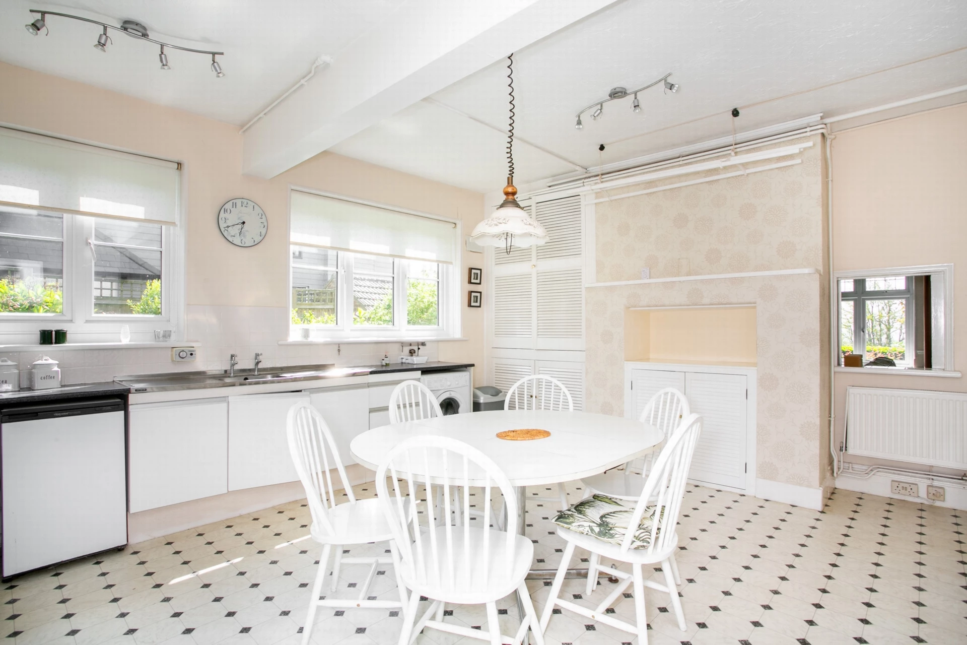 Kitchen/breakfast rm