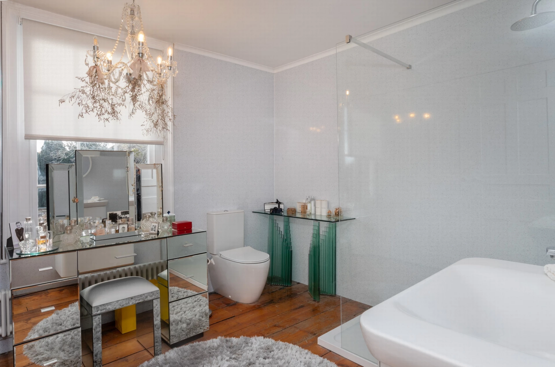 En-suite shower room