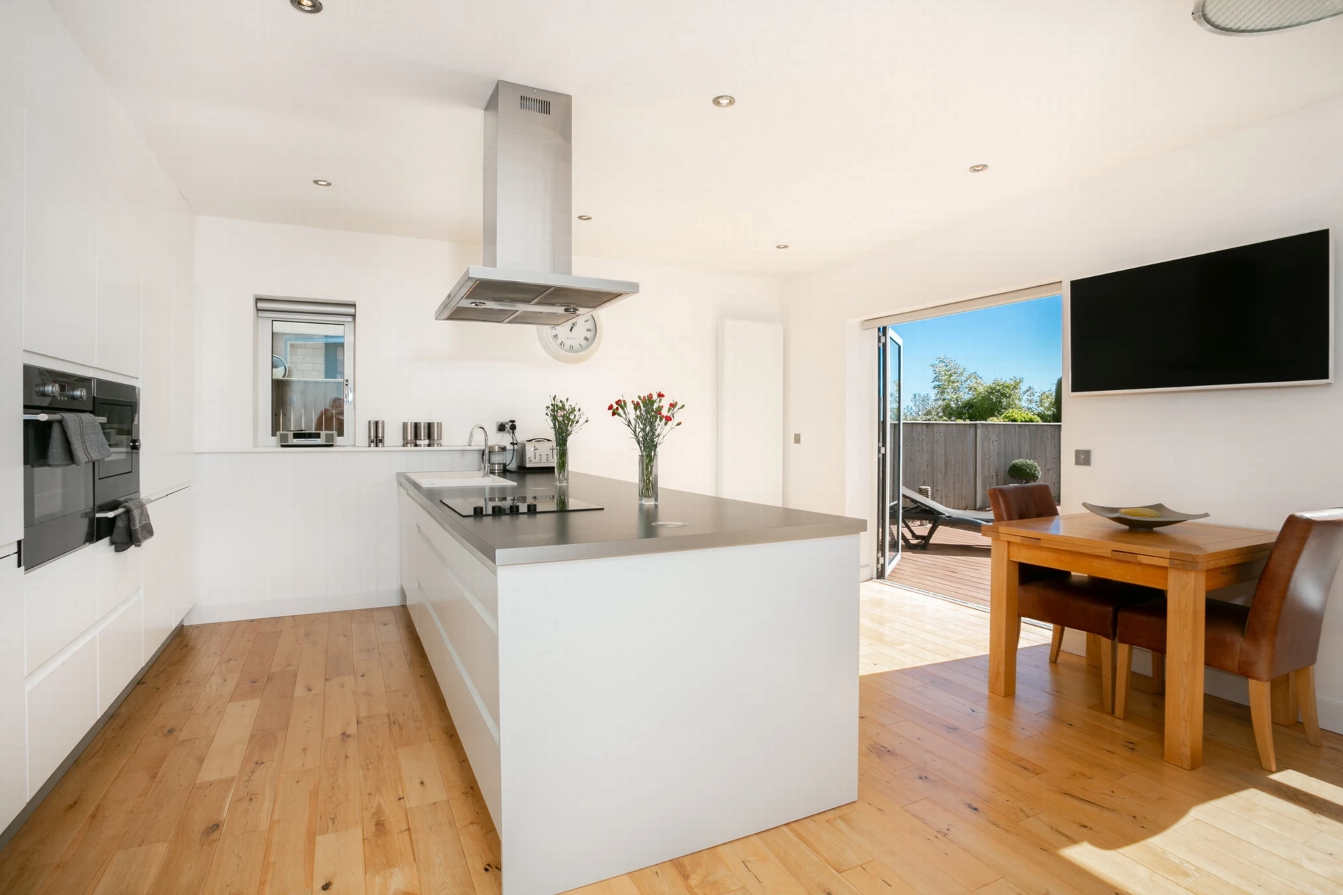 Kitchen/living space