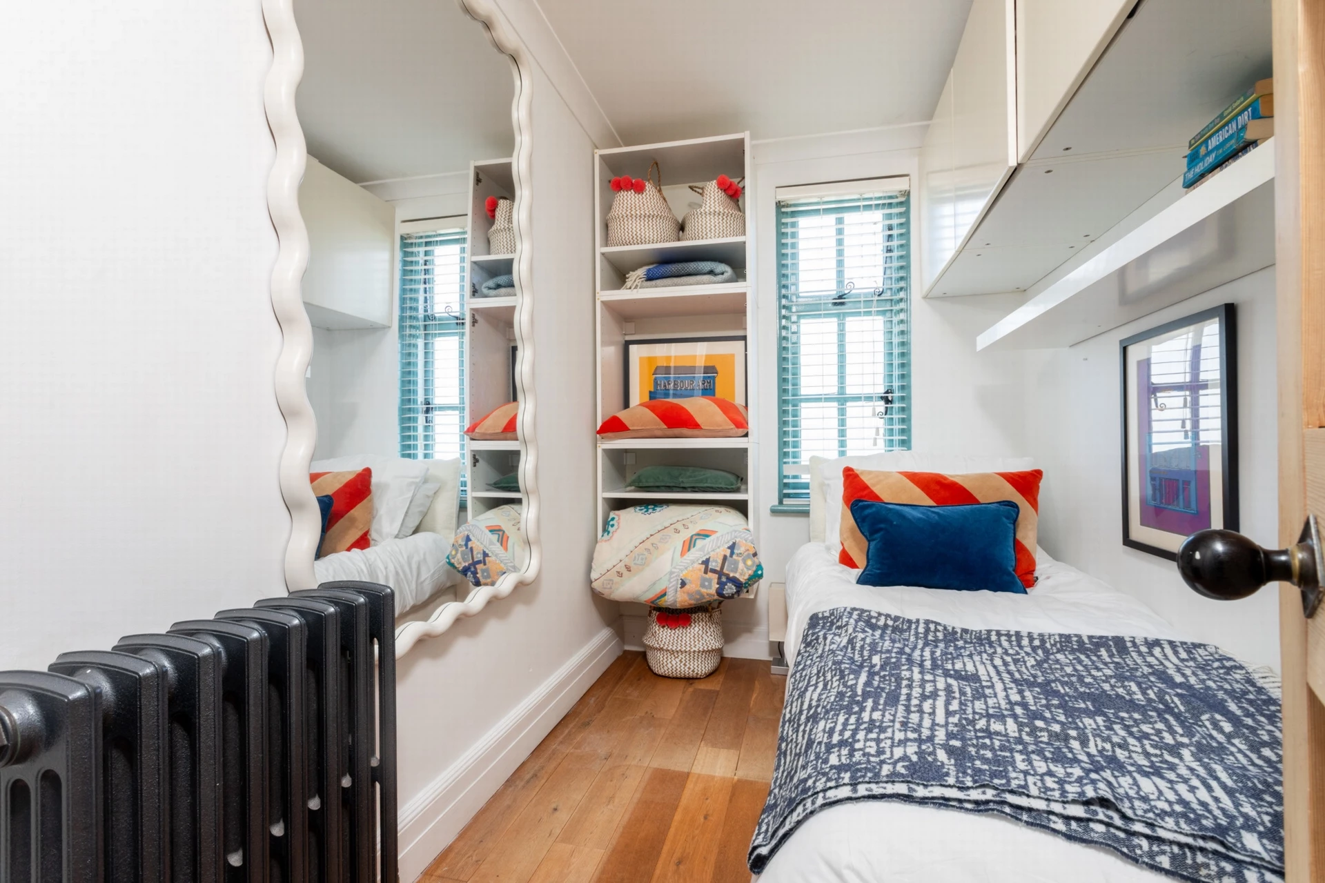 Bedroom/study