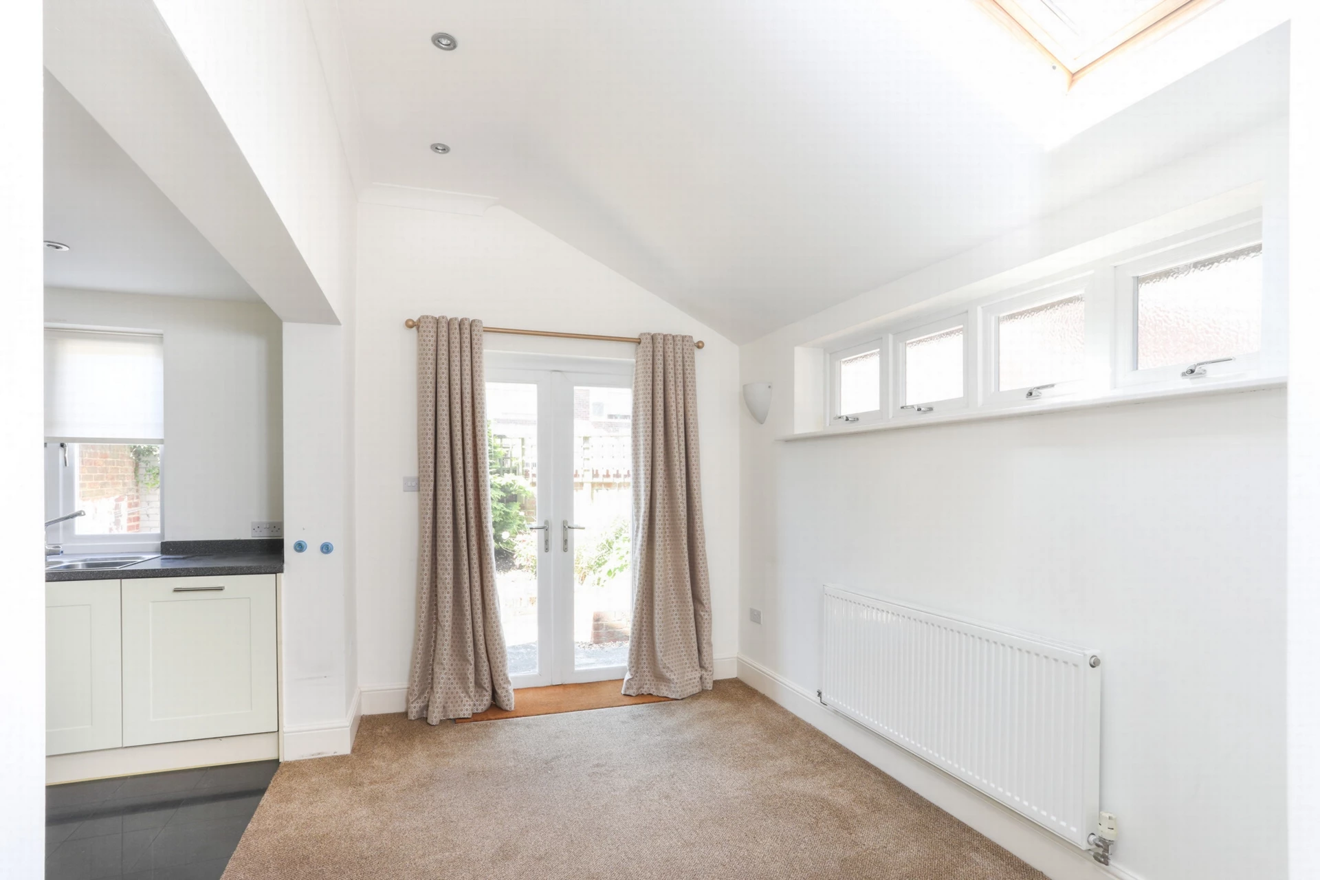 Kitchen/breakfast rm