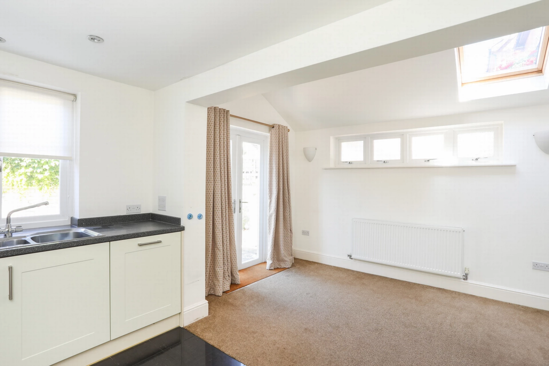 Kitchen/breakfast rm