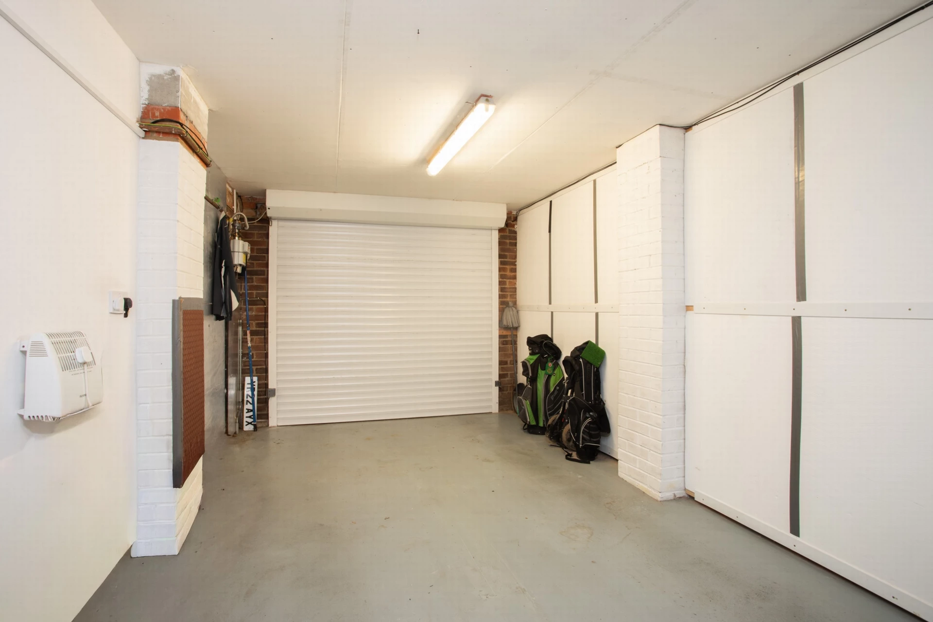 Integral garage