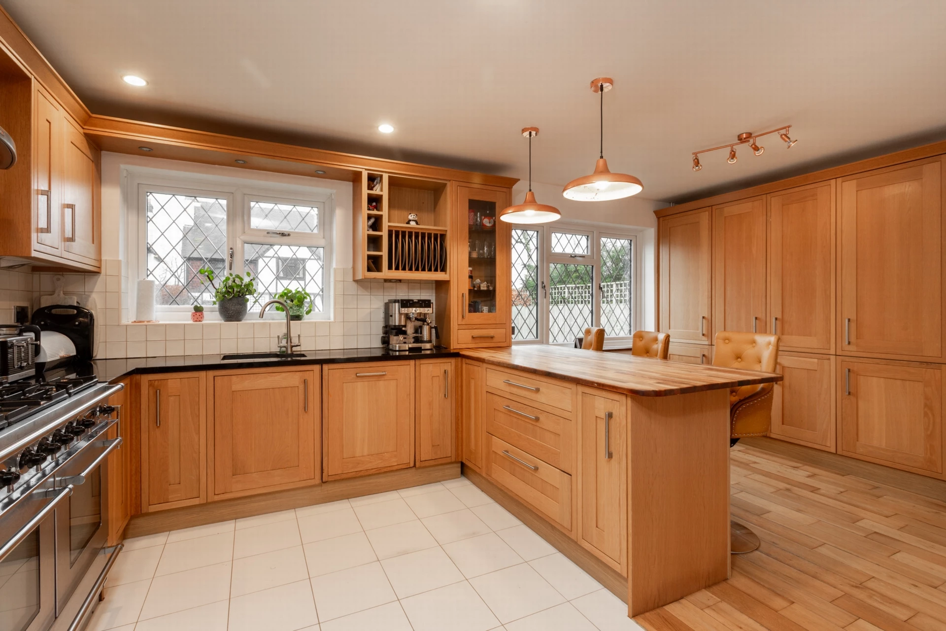 Kitchen/breakfast rm