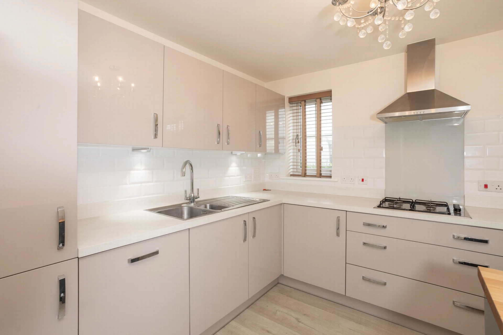 Kitchen/breakfast rm