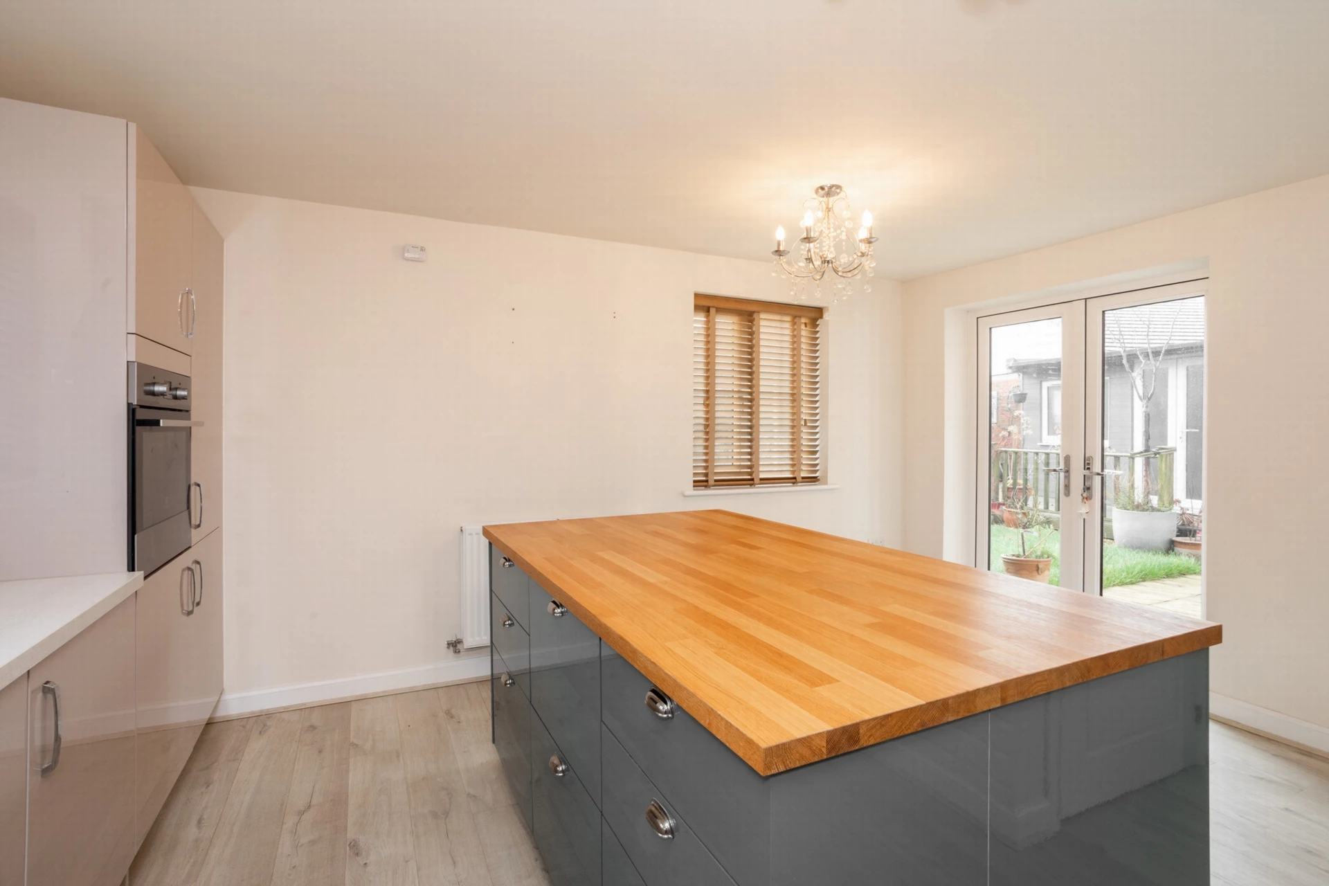 Kitchen/breakfast rm