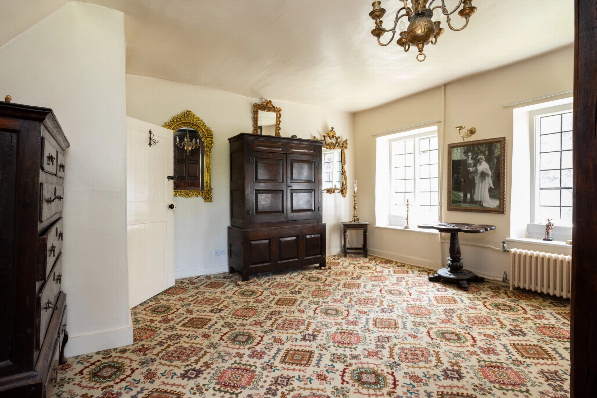 Principal bedroom