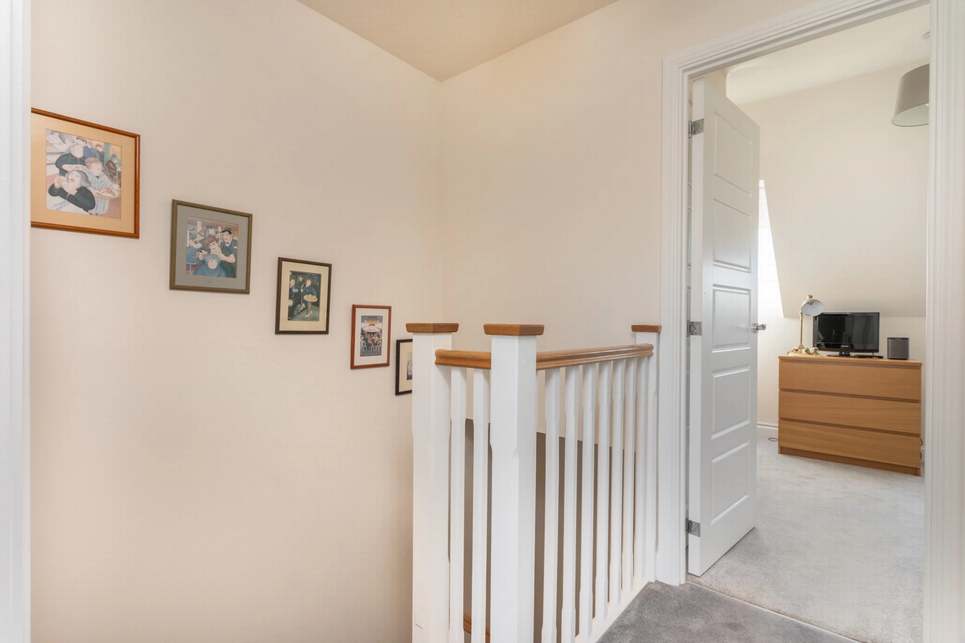 2nd Floor Landing
