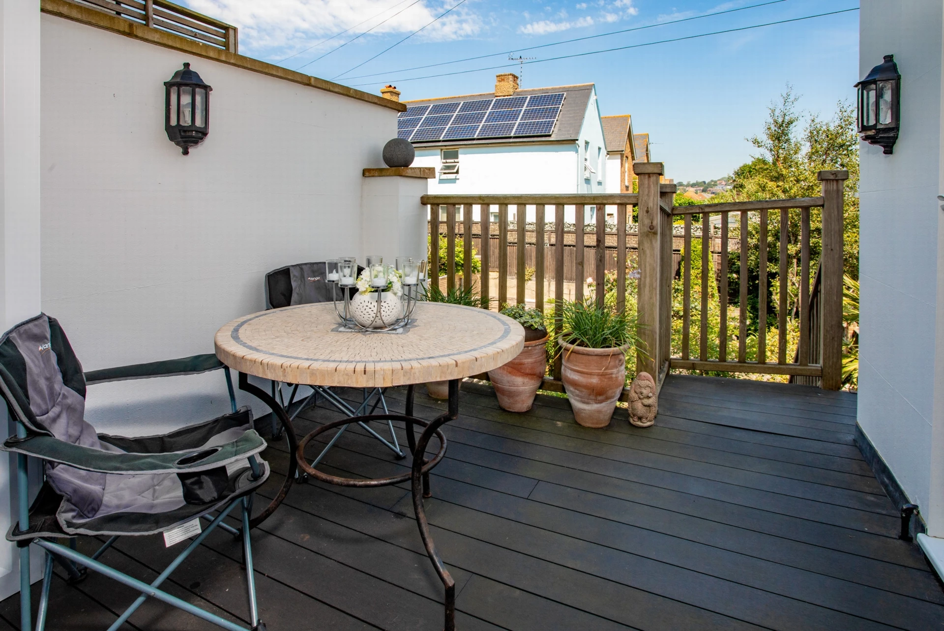 Rear balcony